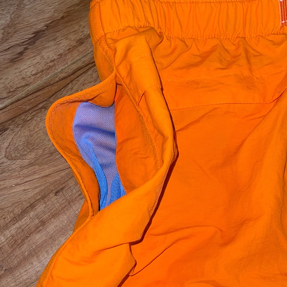 Lands End Men's orange Swim & hiking shorts lined has built in belt - Picture 4 of 13